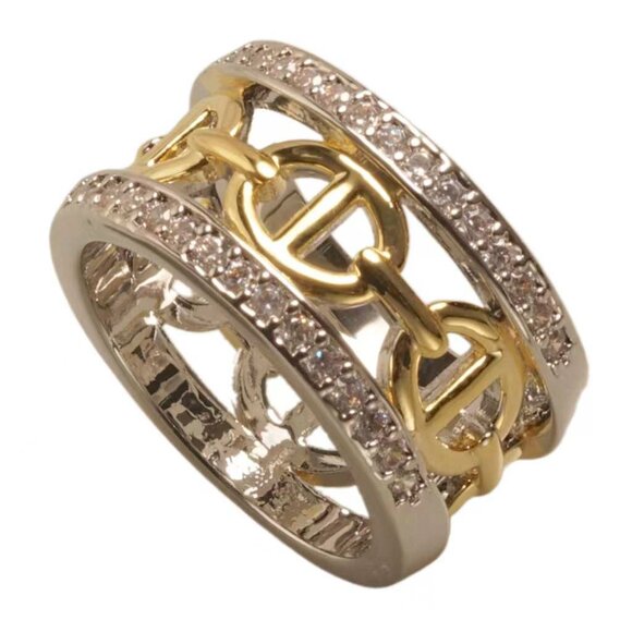 NEW!! TWO TONE (GOLD & SILVER) HORSE BIT LINK RING WITH CRYSTAL ACCENT - Picture 1 of 2